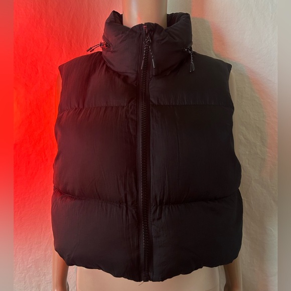 Cropped black Puffer - Picture 2 of 7